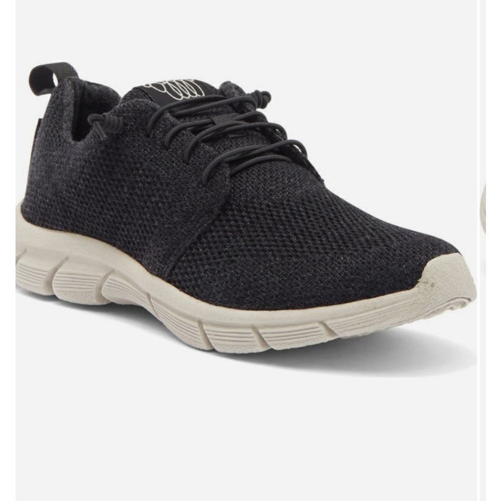 Woolloomooloo Merino Wool Sneakers Unisex Eur Size 41, womans (10,5- 11)
